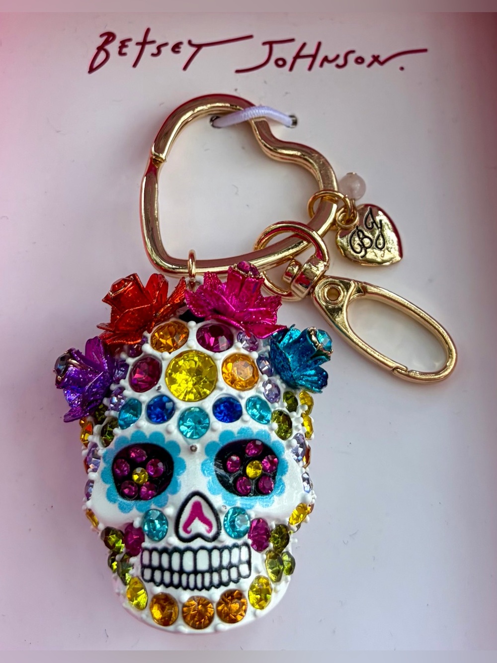 NIB BETSEY JOHNSON Pink Sugar Skull Multicolor Crystal Keyring and/or bag charm